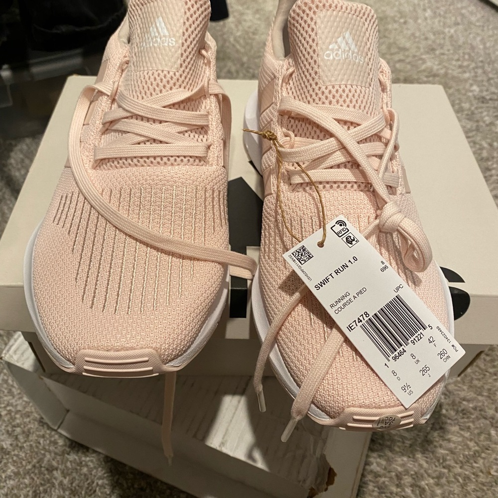 Adidas Swift Running 1.0 BRAND NEW size 9.5